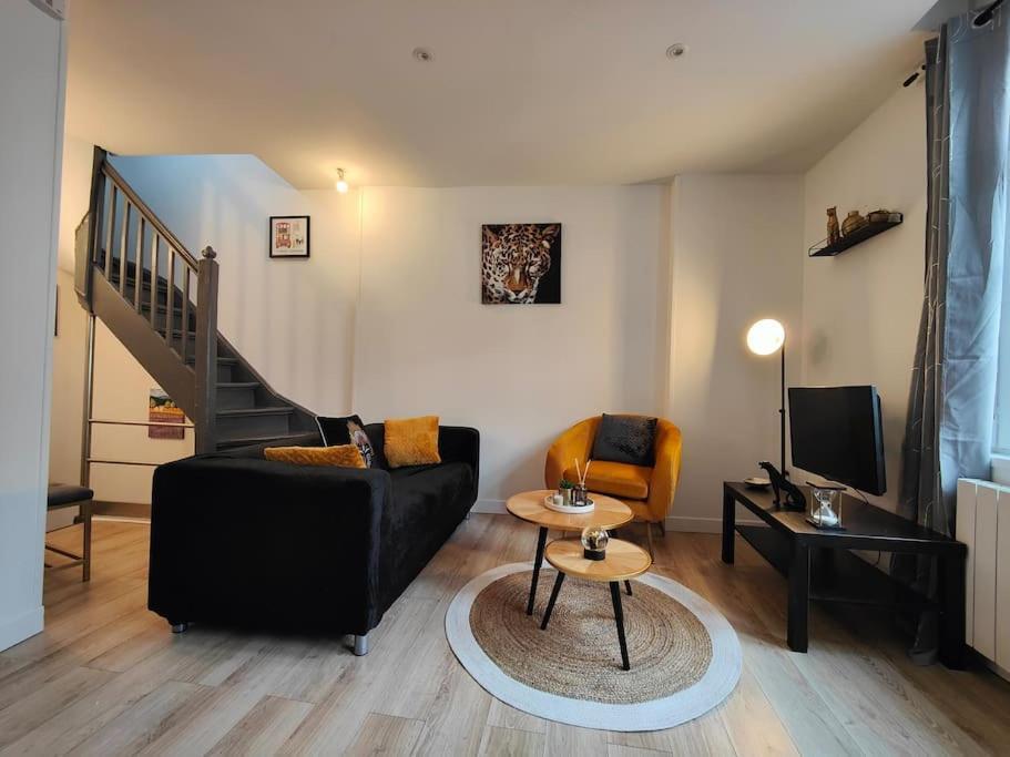 Апартаменты La Feline - Duplex - Vieux Valenciennes - Familial Экстерьер фото